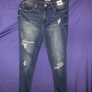 HighRise Skinny Cropped SIZE 6/28 JEANS